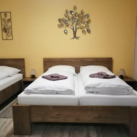 West * Πόπραντ