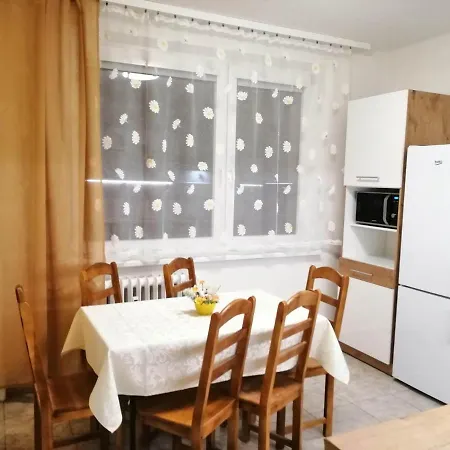 Apartmán West *